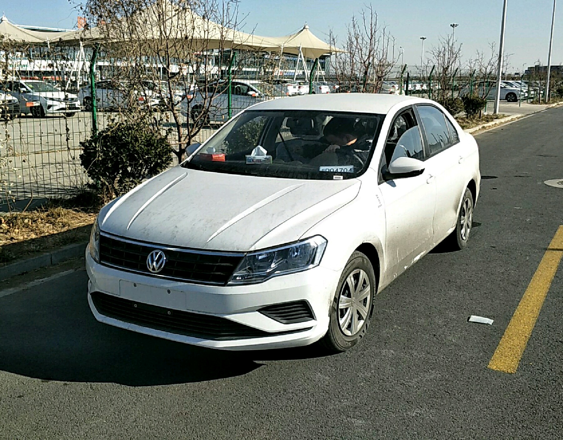 左前45度