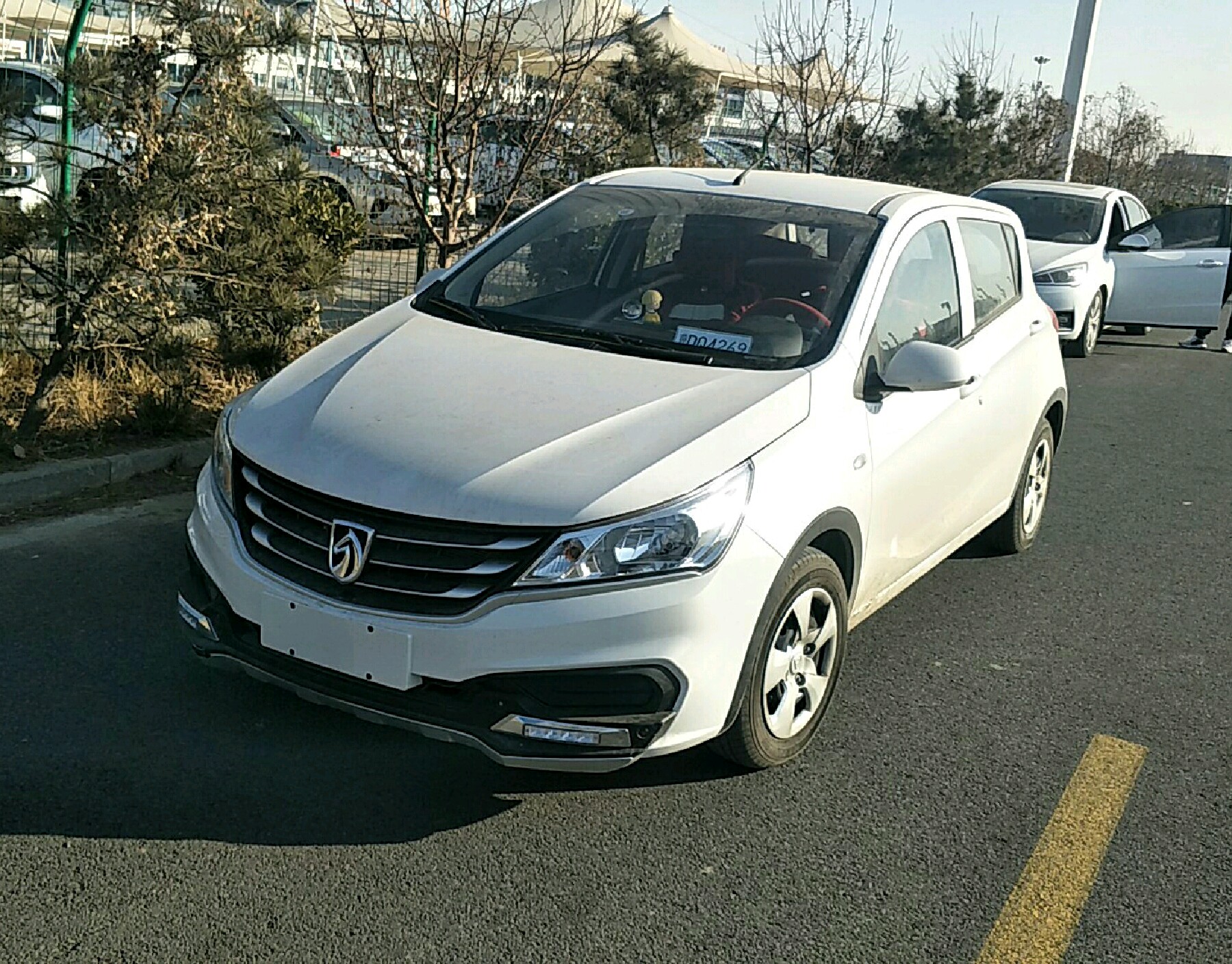 左前45度