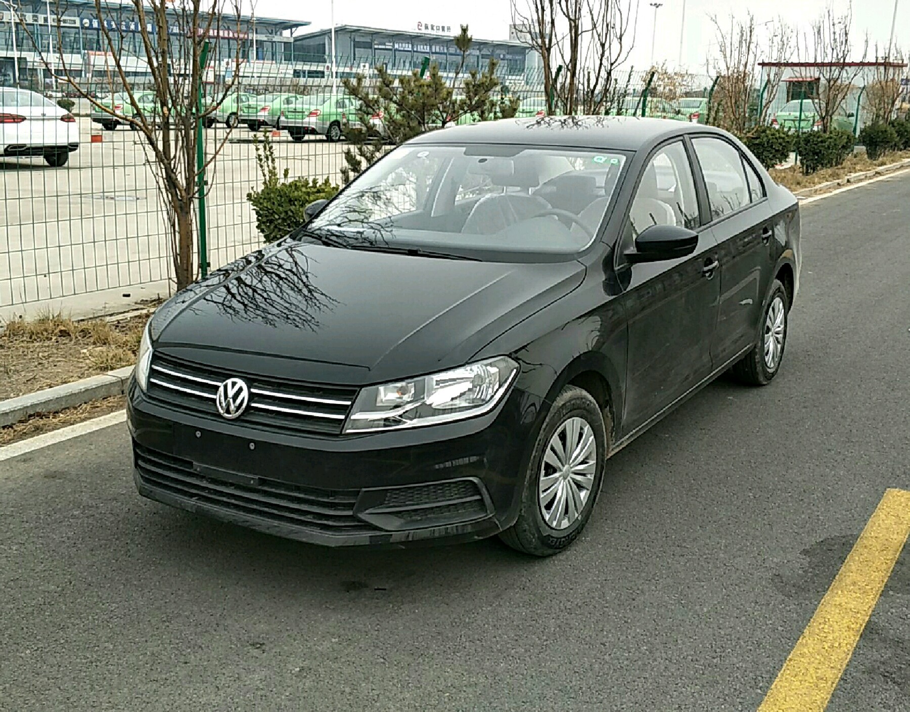 左前45度